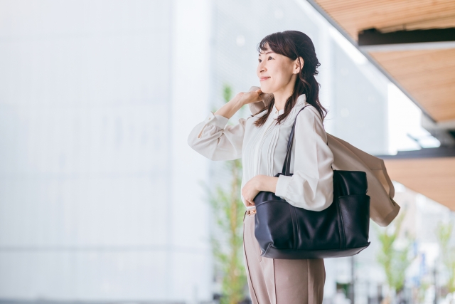 働くすてきな女性